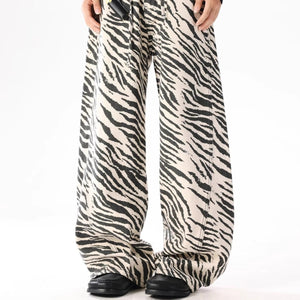Versatile Men’s Wide-Leg Denim Pants – Loose Casual Straight Fit